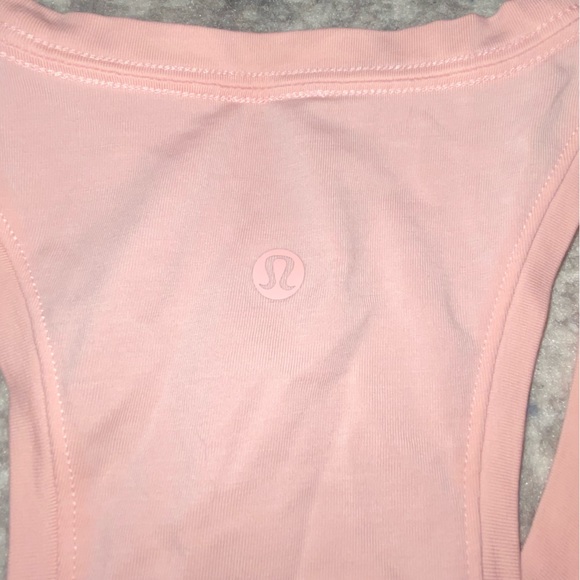 Lululemon workout tank. Size S - Picture 5 of 5